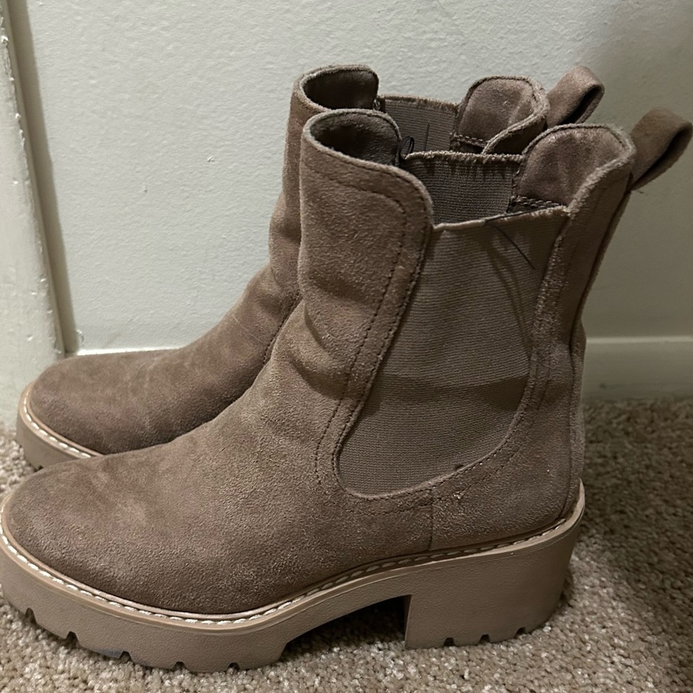DV by Dolce Vita Tan Ankle Boots